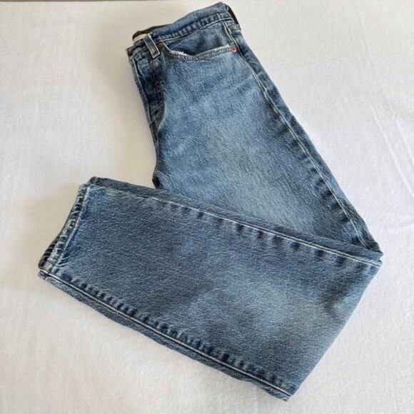 LEVI'S Wedgie Icon Fit Straight Leg Button Fly Jeans - Picture 4 of 15